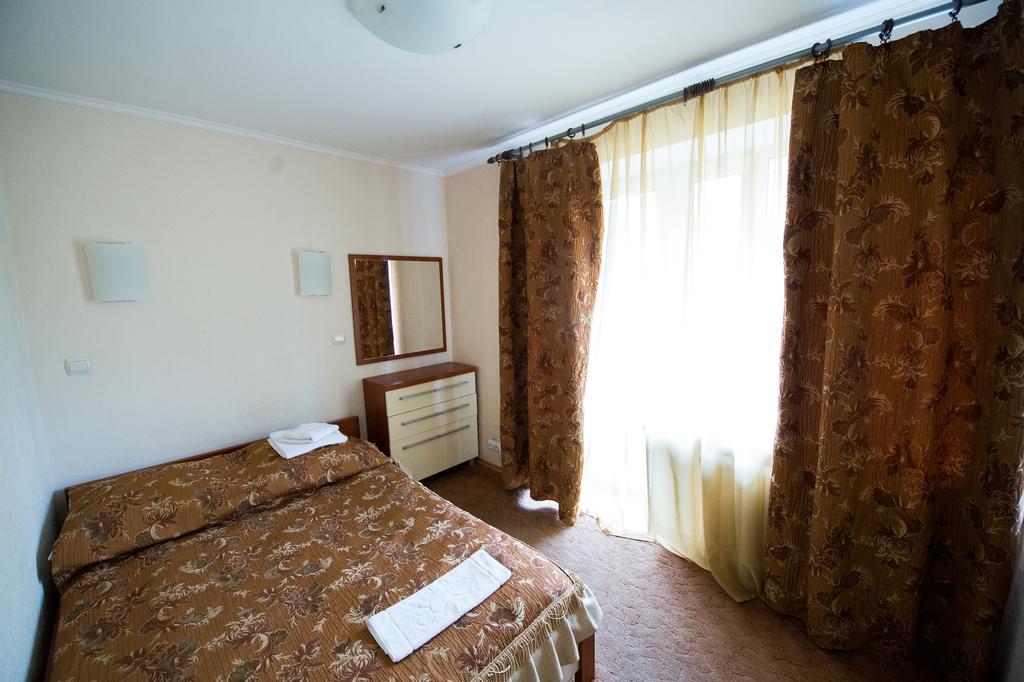 Predslava Hotel Kyiv Room photo